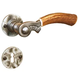 Kilincs HUBERT - R Kilincs LIENBACHER HUBERT - R